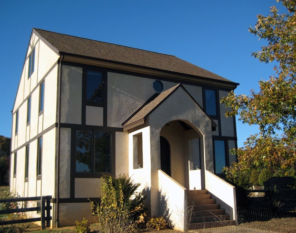 Tudor-style DIY Ferrocement home