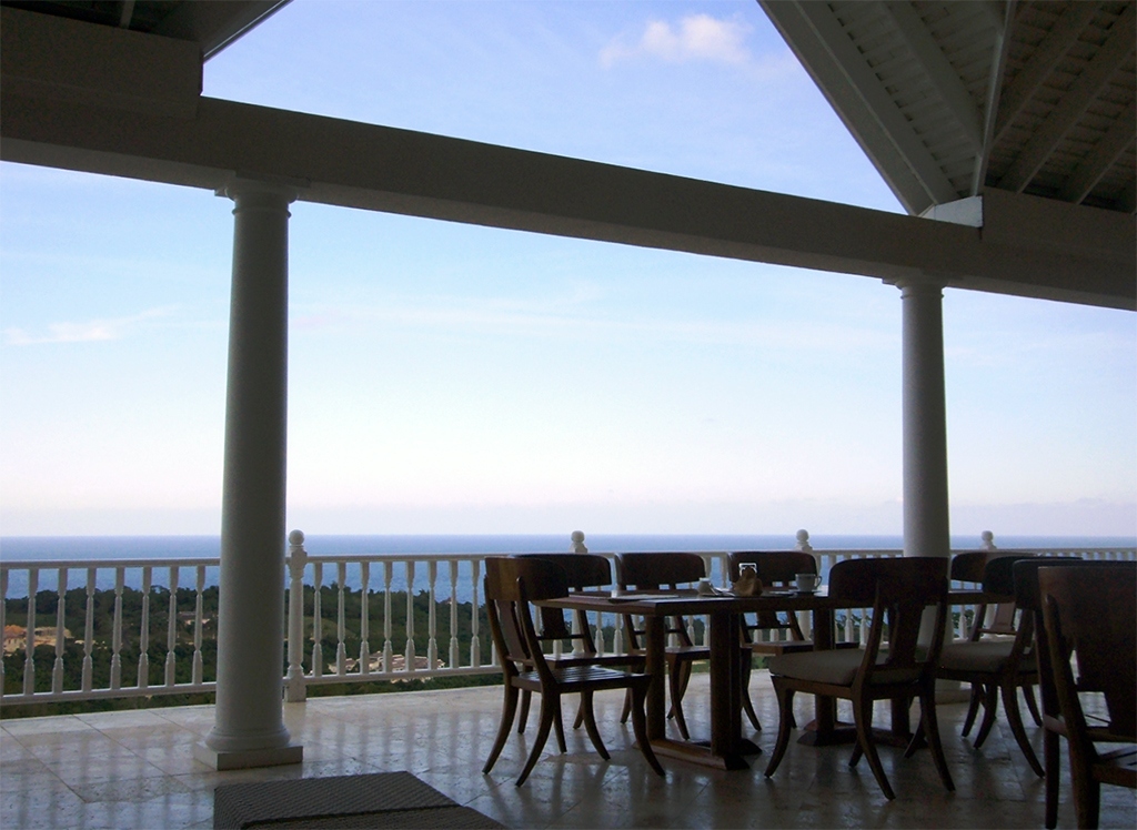 Hurricane & earthquake-resistant, luxury family compounds in the Caribbean